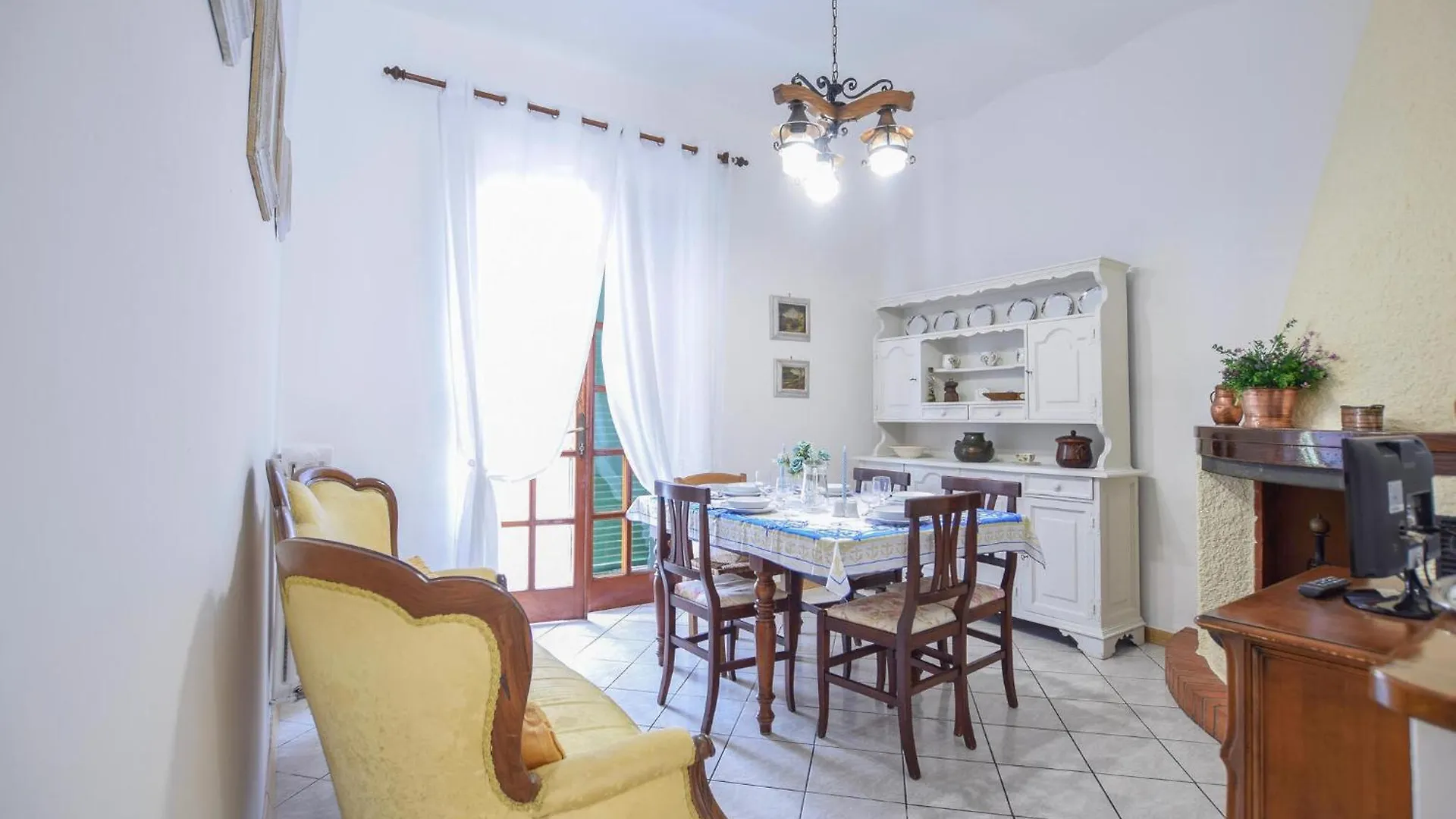 Lovely Home In Camaiore With Wifi 0*,
